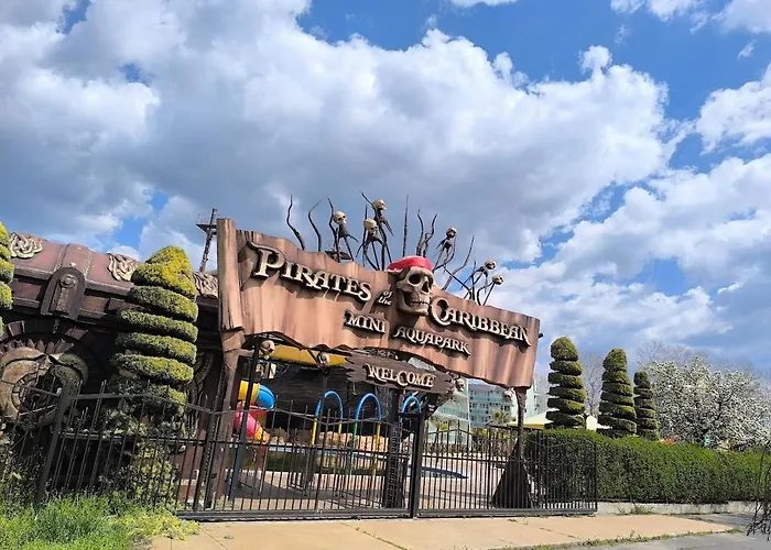 Golden Hermes, Z Basenem Διαμέρισμα *